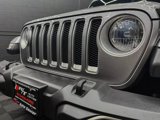 Used 2018 Jeep Wrangler Unlimited Sahara image 2