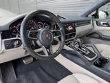 Used 2022 Porsche Cayenne GTS image 3