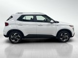 Used 2022 Hyundai Venue SEL image 4