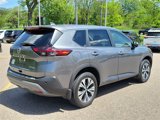 Used 2022 Nissan Rogue SV image 4