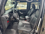 Used 2014 Jeep Wrangler Unlimited Rubicon image 2