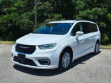 Used 2022 Chrysler Pacifica Touring-L image 2