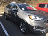 Used 2022 Ford Edge SEL w/ Convenience Package image 3