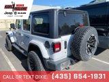 Used 2018 Jeep Wrangler Unlimited Sahara image 3