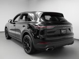 Certified 2022 Porsche Cayenne image 3