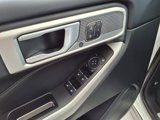 Used 2023 Ford Explorer Limited w/ Equipment Group 301A image 5