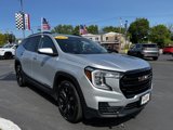 Used 2022 GMC Terrain SLE w/ Driver Convenience Package image 3