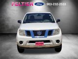 Used 2013 Nissan Frontier SV image 2