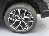 New 2025 Jeep Compass Limited image 5