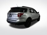 Used 2018 Ford Explorer XLT w/ Equipment Group 202A image 5