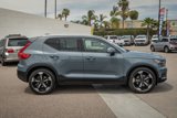 Used 2021 Volvo XC40 T5 Momentum w/ Climate Package image 4