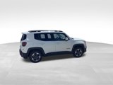 Used 2015 Jeep Renegade Latitude image 2