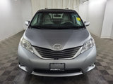 Used 2014 Toyota Sienna XLE image 2