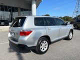 Used 2012 Toyota Highlander SE image 3