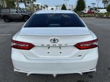 Used 2018 Toyota Camry SE image 3