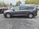 Used 2022 Chrysler Voyager LX image 3