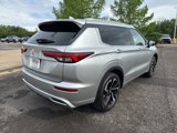 Used 2022 Mitsubishi Outlander SEL image 3
