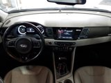 Used 2018 Kia Niro EX image 3
