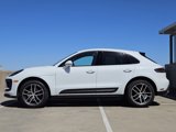 Certified 2025 Porsche Macan image 2