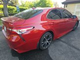 Used 2020 Toyota Camry SE image 2