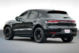 Used 2021 Porsche Macan image 3