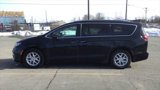 Certified 2021 Chrysler Pacifica Touring-L image 5