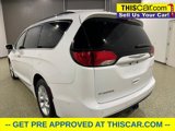 Used 2017 Chrysler Pacifica Touring-L Plus w/ Advanced Safetytec Group image 5
