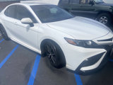 Used 2022 Toyota Camry SE image 3