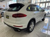 Used 2016 Porsche Cayenne image 4