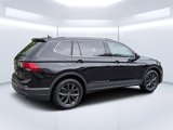 Used 2022 Volkswagen Tiguan SE image 3