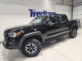 Used 2023 Toyota Tacoma TRD Off-Road image 2