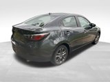 Used 2019 Toyota Yaris XLE image 4