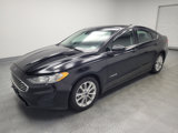 Used 2019 Ford Fusion SE image 2