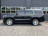 Used 2015 Cadillac Escalade Platinum image 2