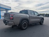 Used 2022 Nissan Frontier Pro-X image 3