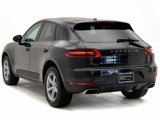 Certified 2018 Porsche Macan image 3