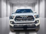 Used 2017 Toyota Tacoma SR5 image 4
