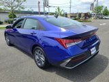 Used 2024 Hyundai Elantra Blue image 3