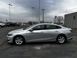 Used 2022 Chevrolet Malibu LT image 2