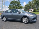 Used 2020 Hyundai Accent SE image 2