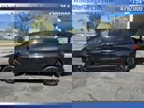 Used 2022 Chrysler Pacifica Touring-L w/ Uconnect Theater Family Group image 2