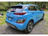 Used 2022 Hyundai Kona SEL w/ Convenience Package image 2