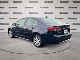 Used 2022 Toyota Corolla LE image 3