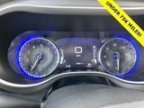 Used 2023 Chrysler Pacifica Touring-L image 3