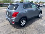 Used 2019 Chevrolet Trax LT w/ LT Convenience Package image 4