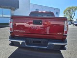 Used 2016 GMC Canyon SLE image 4
