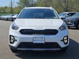 Certified 2022 Kia Niro LXS image 2