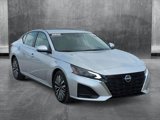 Used 2023 Nissan Altima 2.5 SV image 3