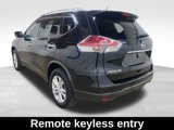 Used 2016 Nissan Rogue SV image 4