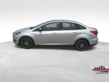Used 2018 Ford Focus SE w/ SE Appearance Package image 3